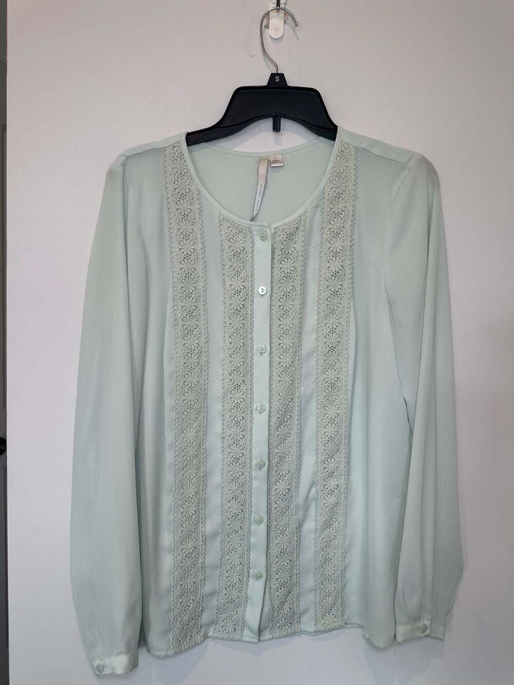 LC Lauren Conrad Button Up Blouse Size L Mint Green Lace Trim Long Sleeve